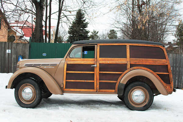 "Москвич 400-422" / "Moskwitch 400-422". 1954 г.